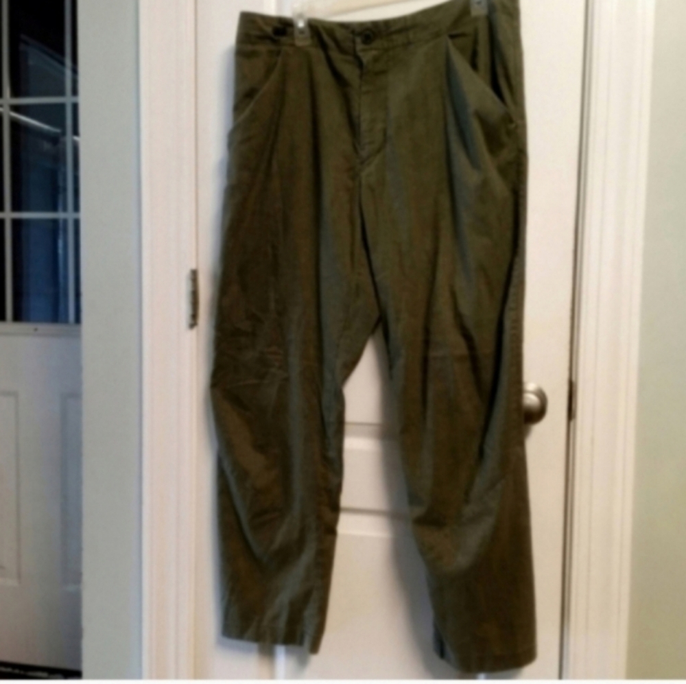 Patagonia Women's Olive Green Pants 34 Waist 17" Flat Inseam 29" L-39.5" Rise 11